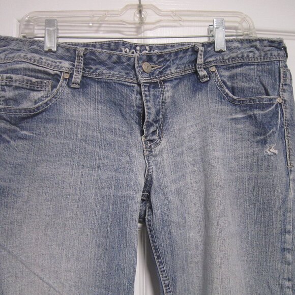 reign by deb jeans Size 13 - Picture 7 of 16